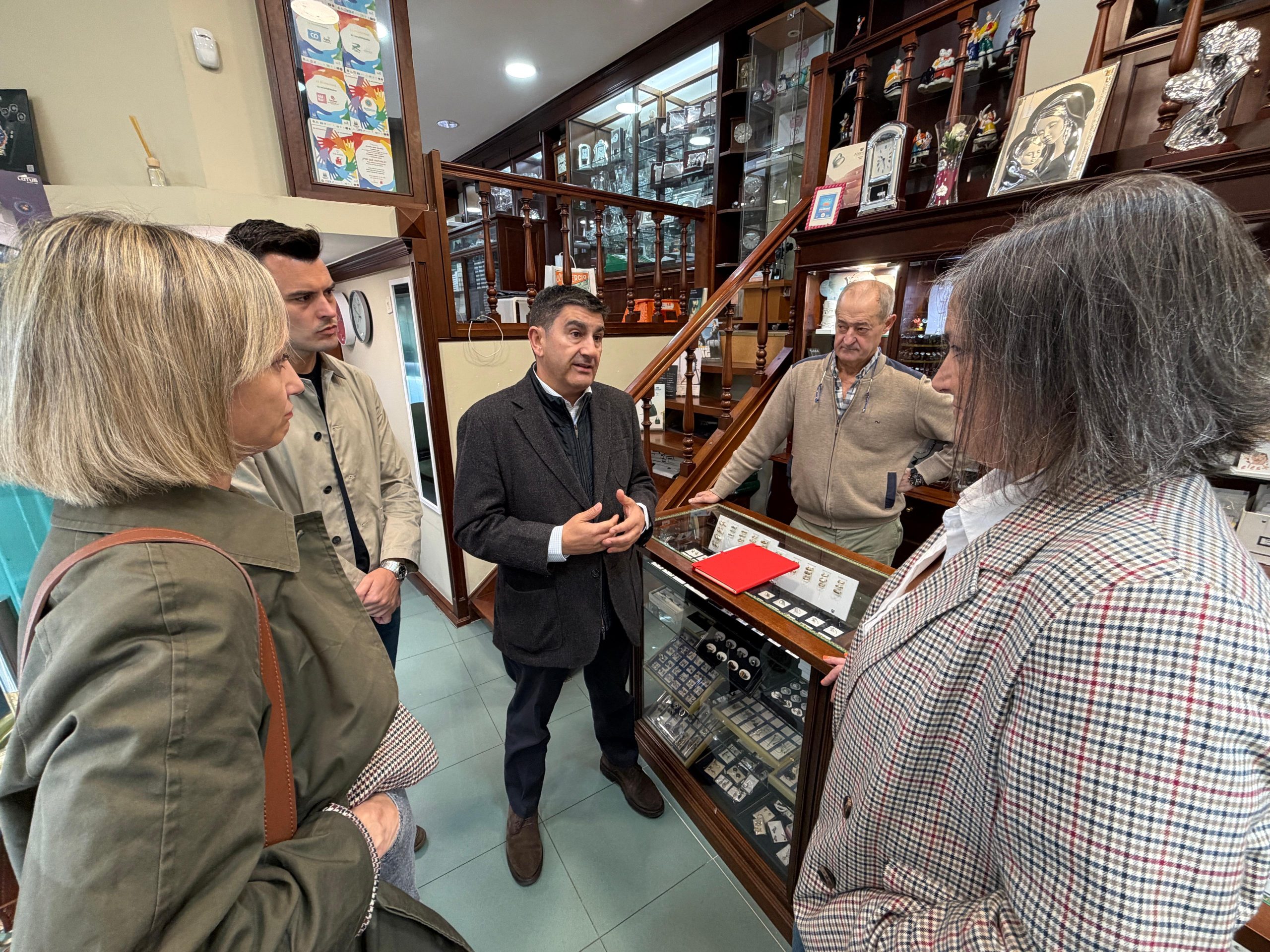 Pedro Blanco: “O comercio é o corazón de Compostela e imos traballar para que volva latexar con forza”